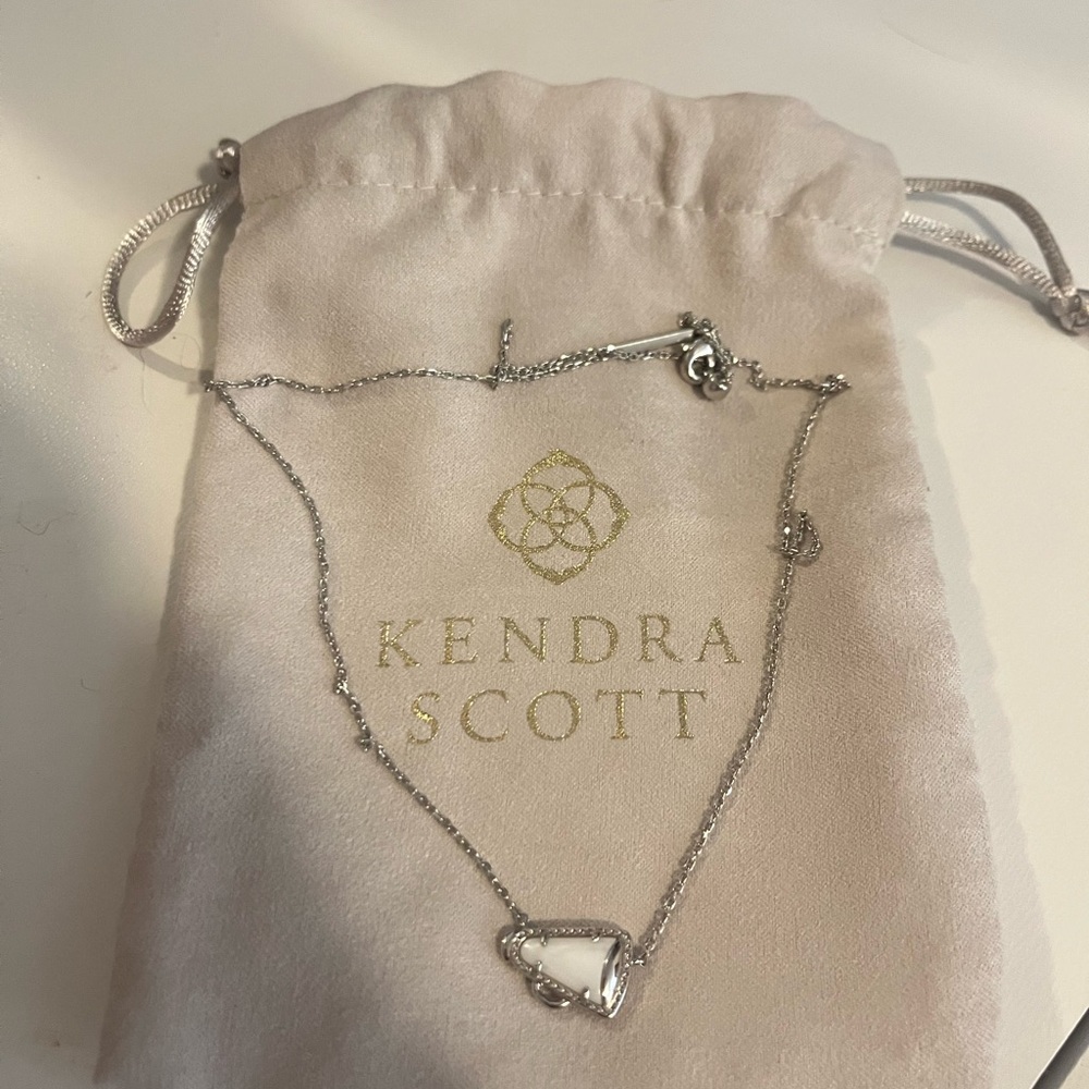 Kendra Scott Silver Cheer Necklace